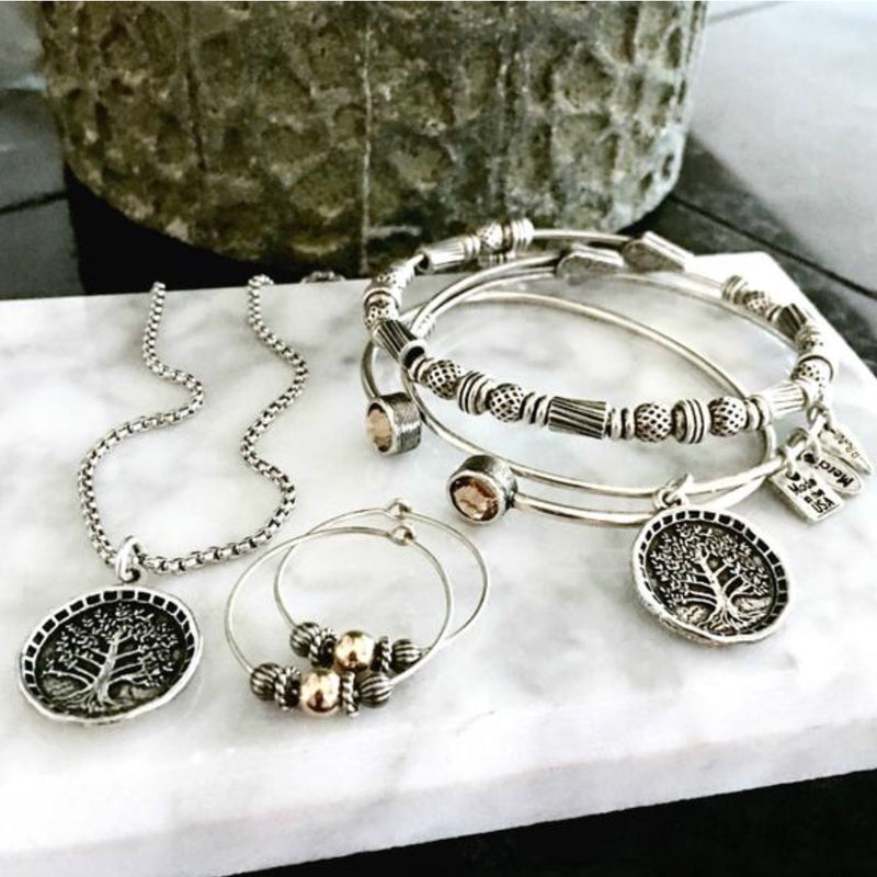 The Meaning Behind Tree of Life Jewelry