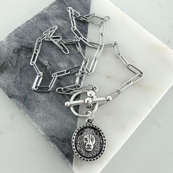 silver paperclip lion pendant toggle necklace