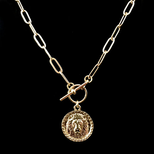 Bbeni lion coin necklace in gold with toggle clasp