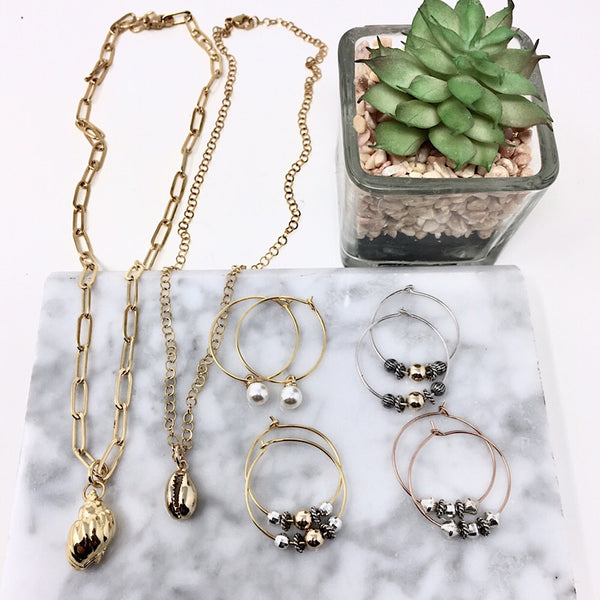 Bbeni gold seashell necklace