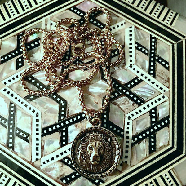 Bbeni lion coin necklace